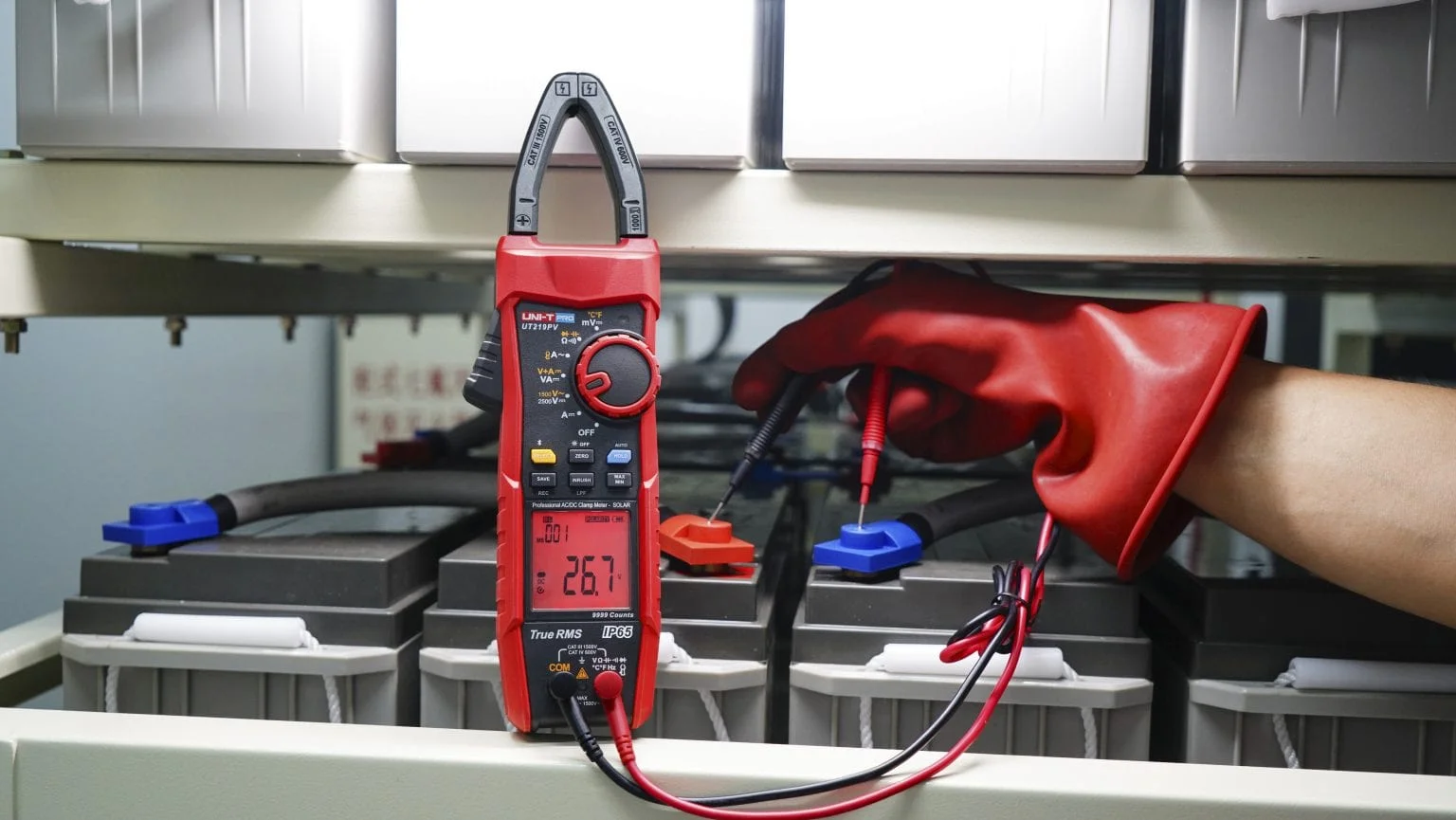 UT219PV Polarity indication